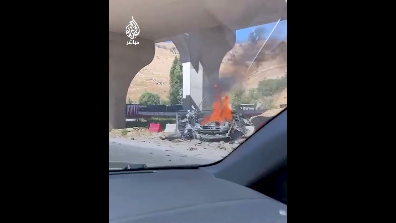 وكالة الأنباء اللبنانية: غارة إسرائيلية تستهدف سيارة في منطقة ضهر البيدر بالبقاع جنوبي لبنان