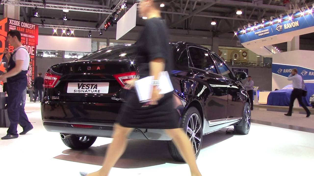 Как выглядит салон Lada Vesta Signature