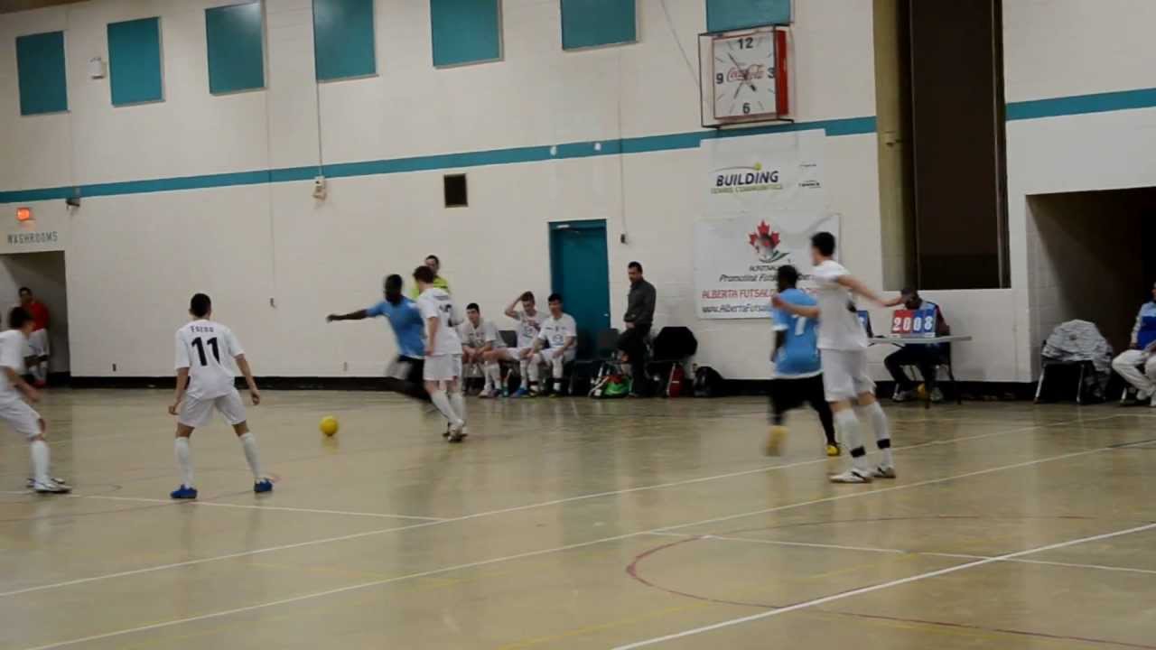 Latin Futsal C. League. Semi-Finales, The Legend's FC Vs New United FC