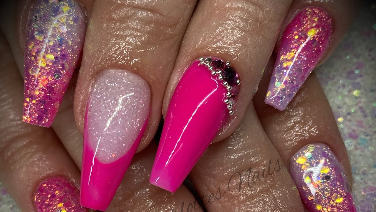 Acrylic nails - pink design set