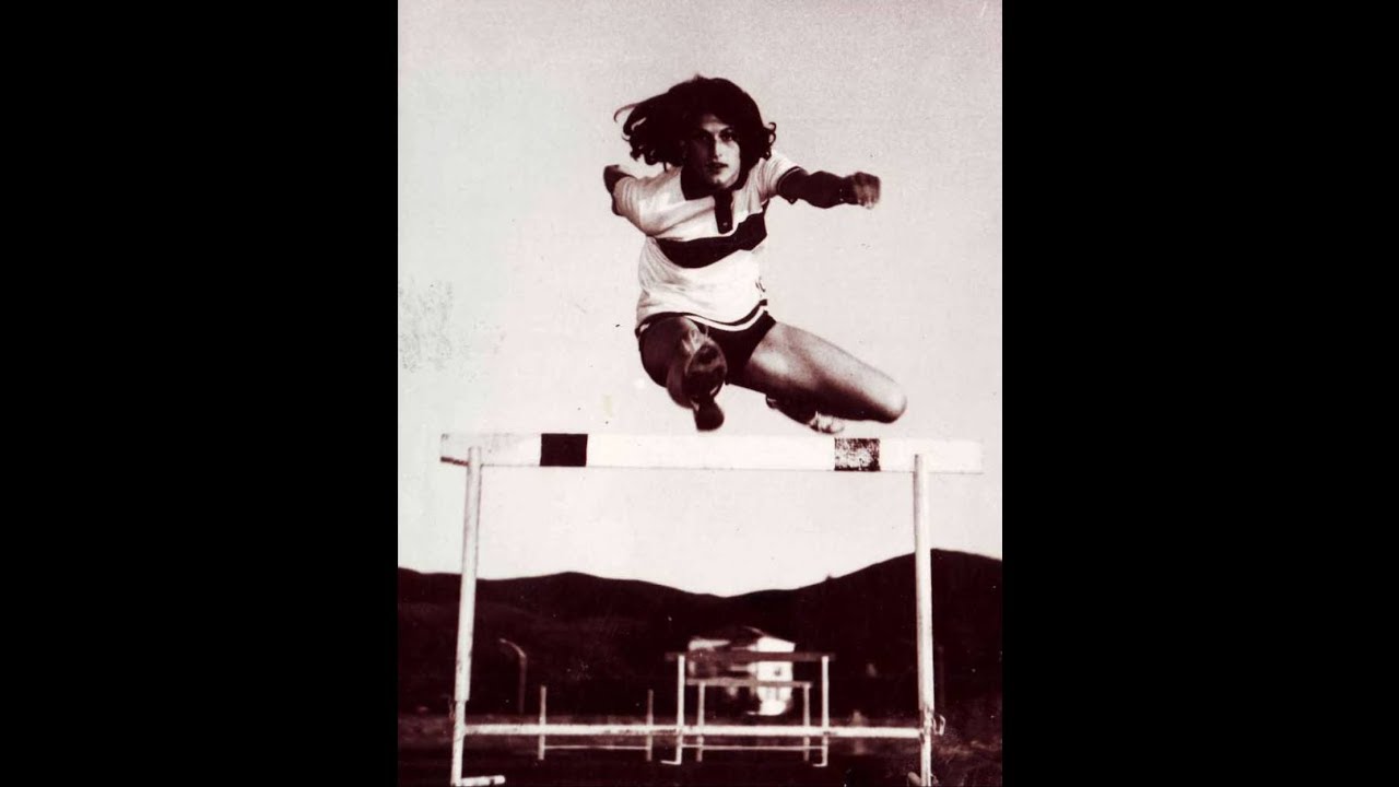 Sureyya Ayhan Ingilizce Hayati