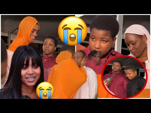 Ndeysane après l’enterrement l’arrivée des enfants de Moumi seck on fait pleurer 😢 toute la famille