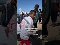 طواقم الإسعاف تنقل جثمان شهيد بعد استهداف الاحتلال مركبته عند جسر وادي غزة وسط القطاع