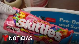 Hallan fentanilo escondido en cajas de dulces en Los Ángeles | Noticias Telemundo