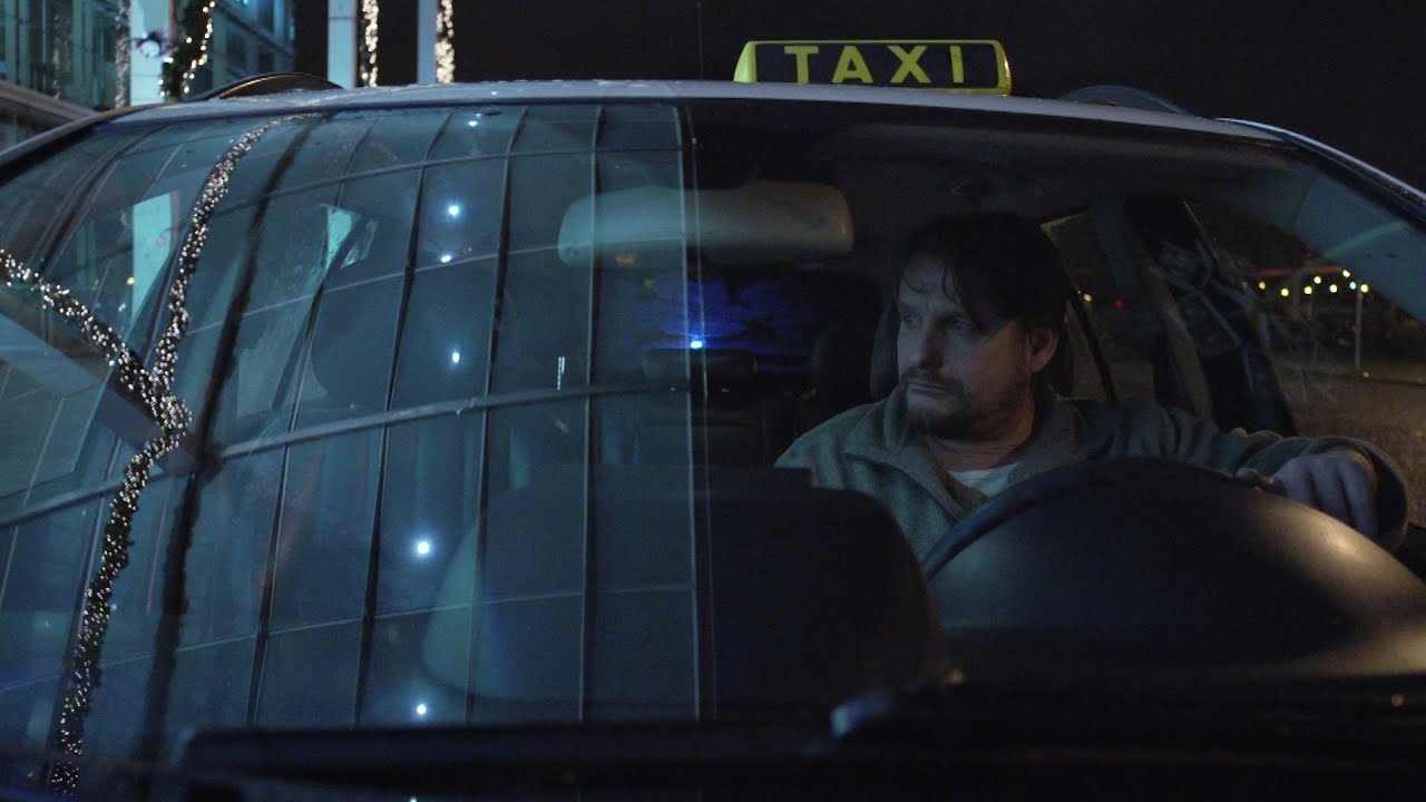 AM ENDE DER STRASSE | engl. subtitles | 1080p