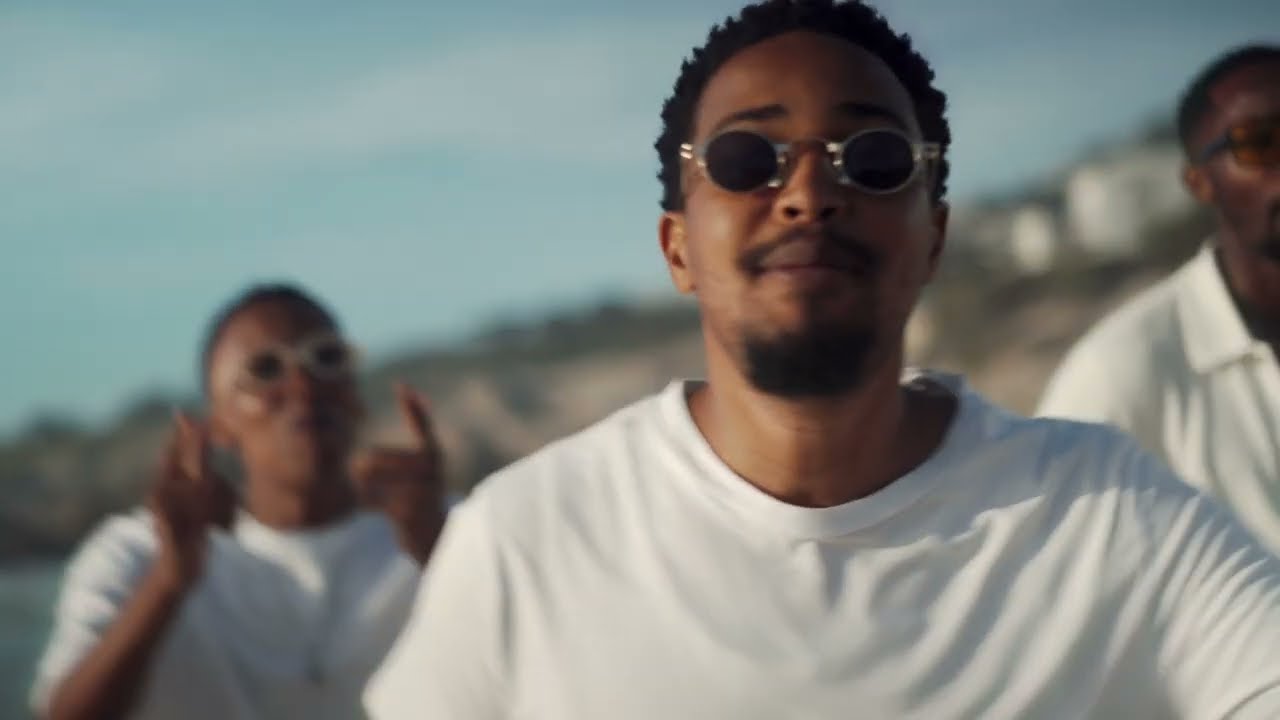 Just 6 - Mama Xmas (Official Visualizer)