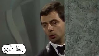 Bean Makes A Huge Mistake With The Queen?!  | Mr Bean Live Action