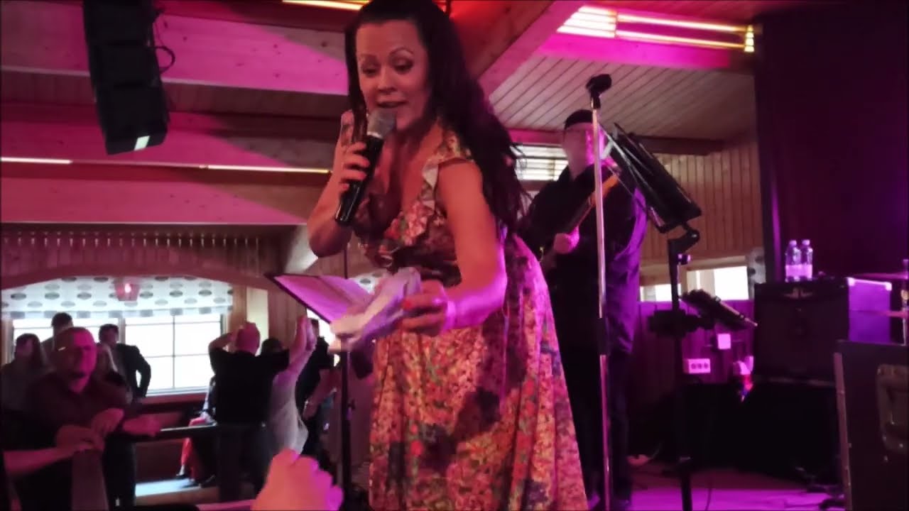 Heidi Pakarinen & Roulette -  Minulla on Sinut