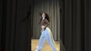 Hawa Hawa new dance song #dance #dance #dancesong #kpop #danceperformance #bollywood #love