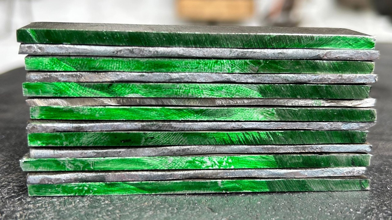 От мотоциклетного амортизатора до дамасского ножа: острота невероятная.