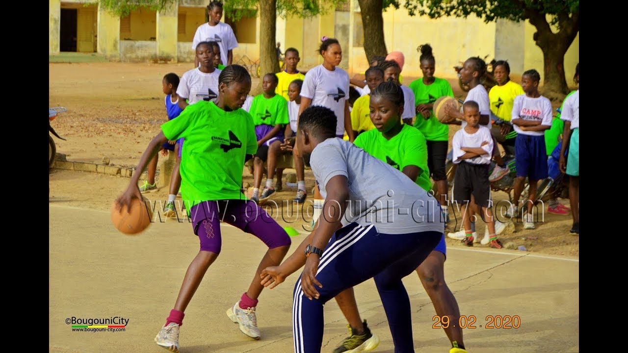 Camp de Basketball à Bougouni BougouTalents apprend a dansé avec