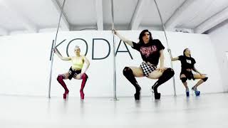 OLGA KODA + LAUREN LOOKRICH  + MARINA