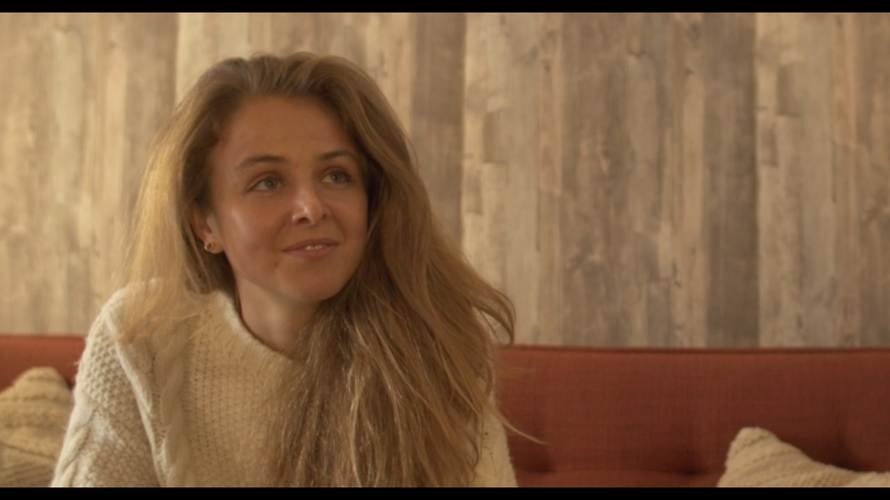 Lalia Bron — Extra scenes