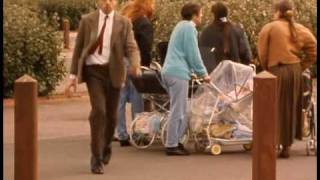 Download Lagu Mr Bean 9 - Mind The Baby part 1 MP3