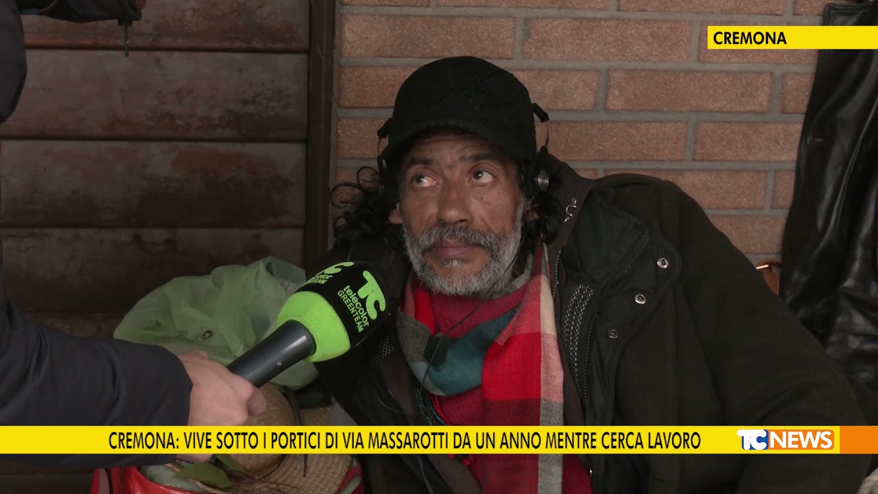 Cremona: vive sotto i portici di Via Massarotti da un anno mentre cerca lavoro