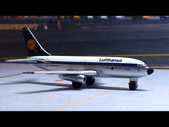 航空機・ヘリコプター 1/200 Herpa Lufthansa Boeing 737-300 Reviewing the 1/500 Boeing 737-200 (Lufthansa) by Herpa Exclusive