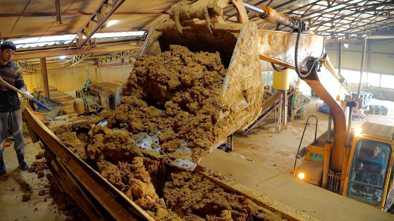 Глиняный горшок, изготовленный из глины высочайшего качества, обожжённой при температуре 800 градусо