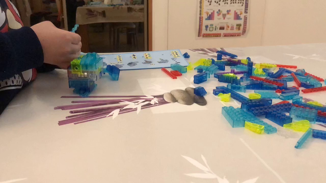 Lightup Bricks Briques lumineuses 12 en 1 YouTube