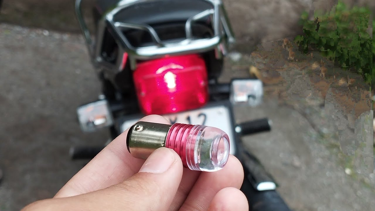 Led brake light flasher bulb install in splendor plus xtec