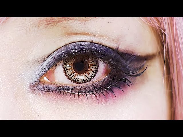 Visual-Kei women makeup with MEGAMASSO Ryohei & RIKAE【with English Sub】