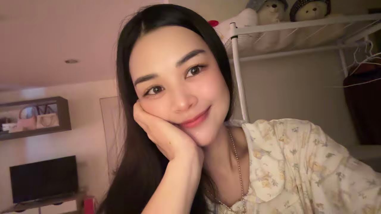 LIVE Street Café - Welcome Family 🤗 Ploysai Coffee Lady in Bangkok Thailand - Thai Street Food