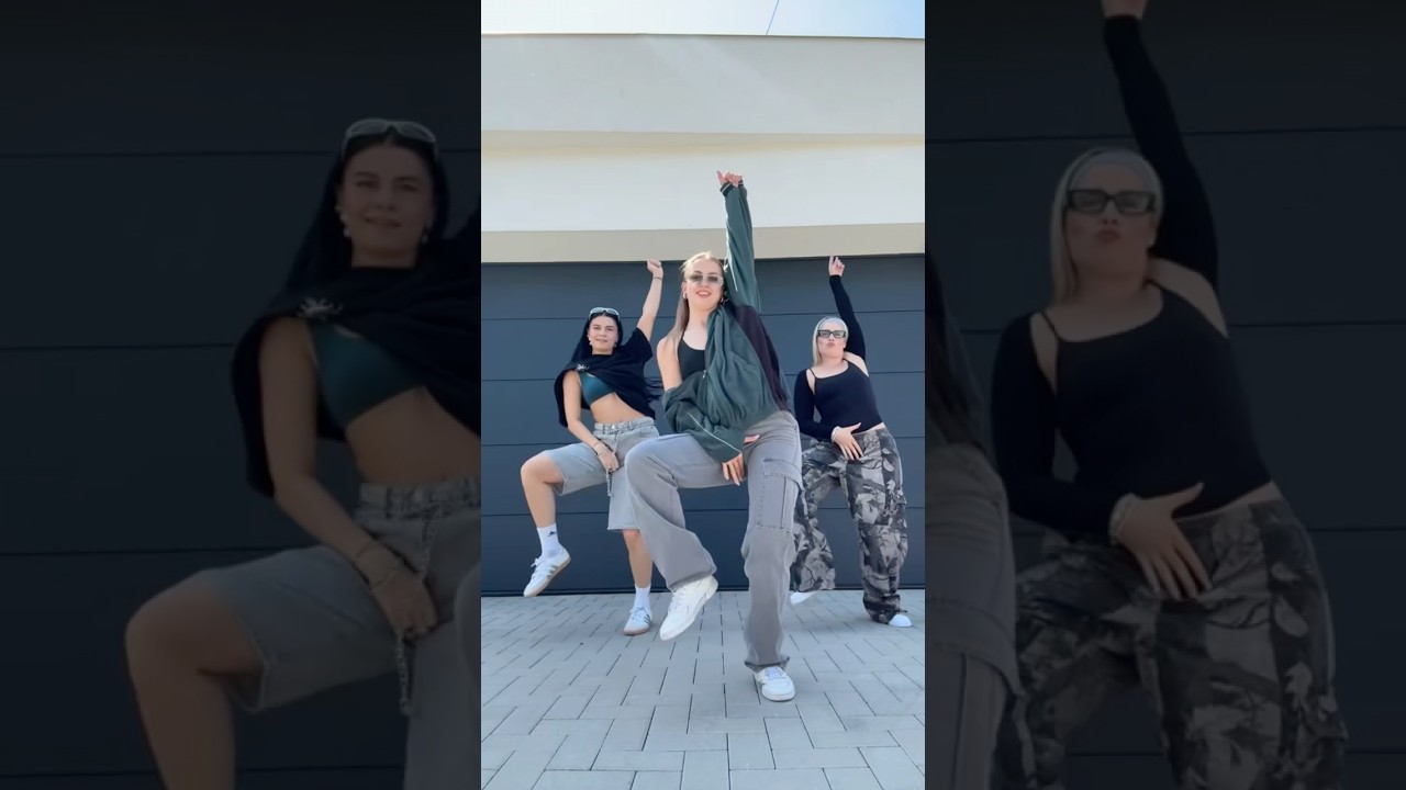 camera was dancing too🤭🤪😬 