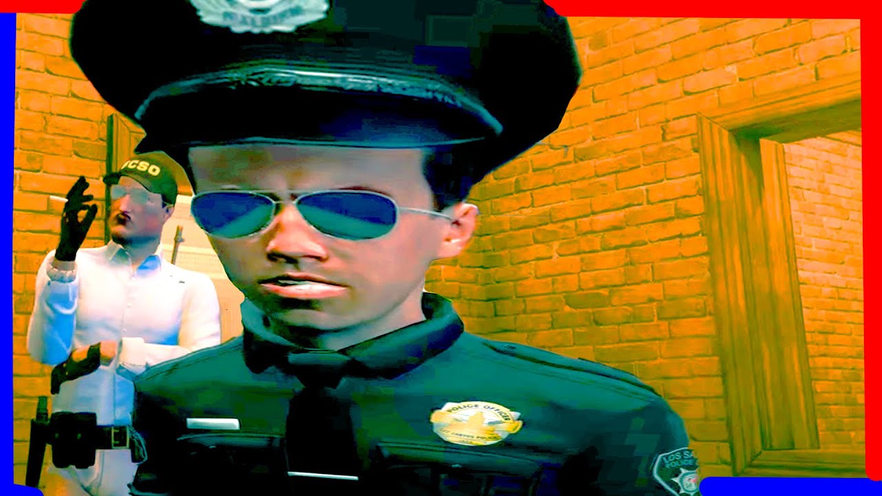 WAYNE THUNDER 29: ARRESTING CROOKS