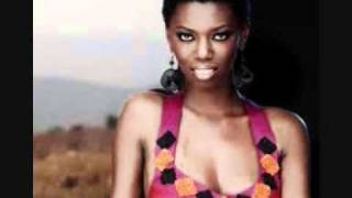 Video thumbnail of "Lira - Ngiyazifela"