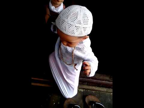 Bayi Lucu joget Lailahaillaullah - YouTube