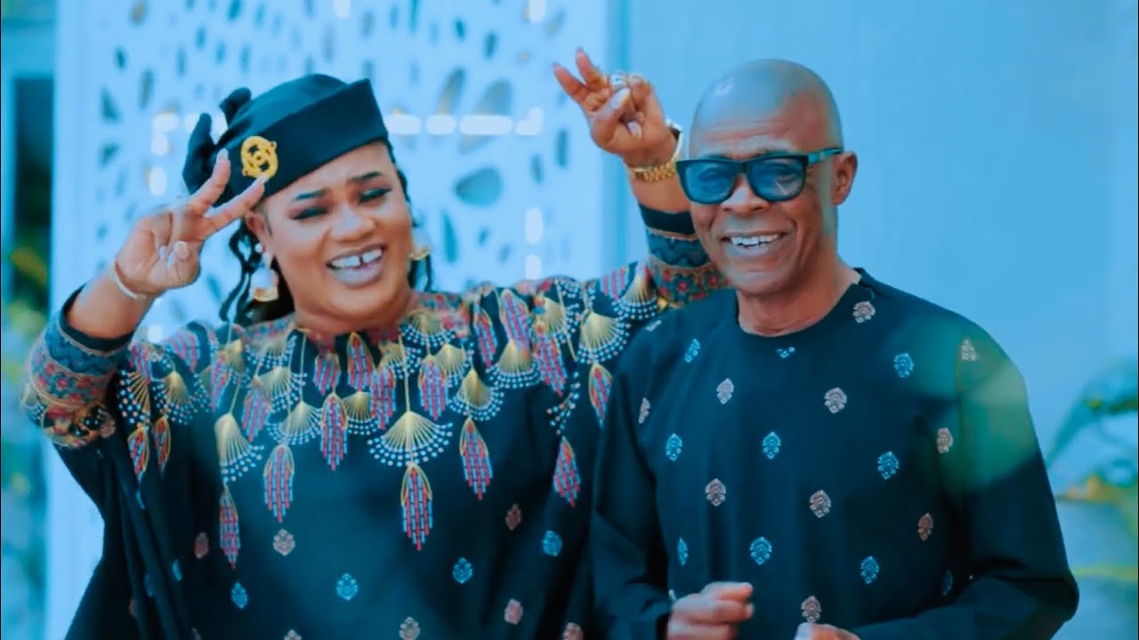 WIASE MU ABRABO remix - OFFICIAL VIDEO, OBAAPA CHRISTY ft. PROF. KOFI ABRAHAM