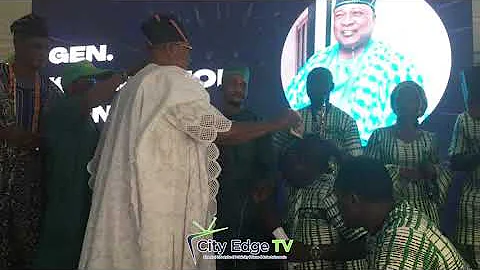 GEN KOLLINGTON AYINLA ON THE DANVE FLOOR AT HIS 70TH BIRTHDAY HOSTED BY IKEJA CHAMBERS OF COMMERCE