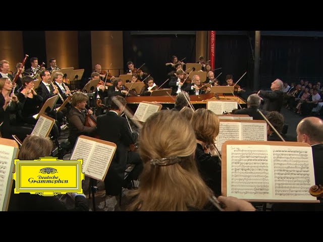 Beethoven - Concerto pour piano n°3: 1er mvt : D.Barenboim / Staatskapelle Berlin