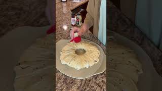 Ham and Swiss Crescent Ring RECIPE on dinnerin321.com #easyrecipe #dinner #recipe #ham #cheese #yum