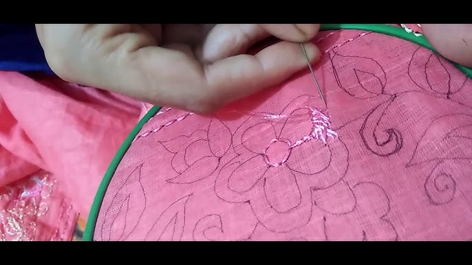 Hotties togridan-togri anusga boglangan yigitni sikadi