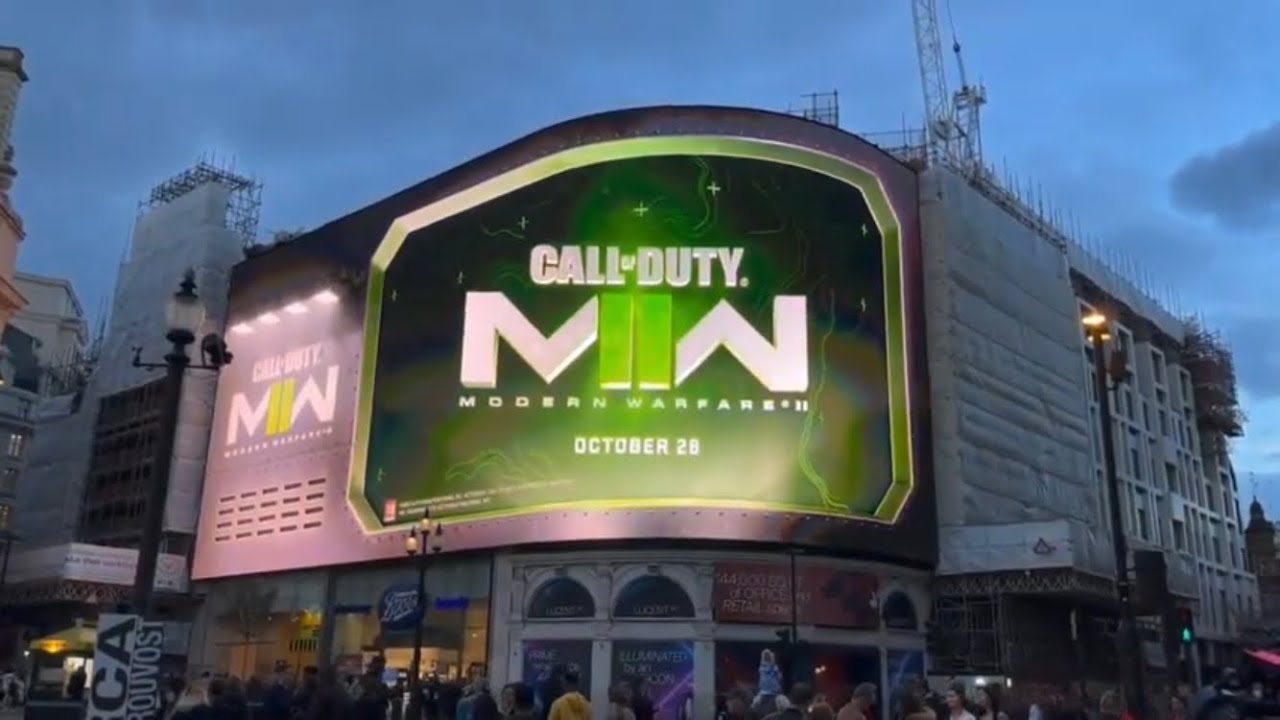 Call of Duty: Modern Warfare II 3D Billboard in Piccadilly - YouTube