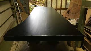 待望の黒いテーブル