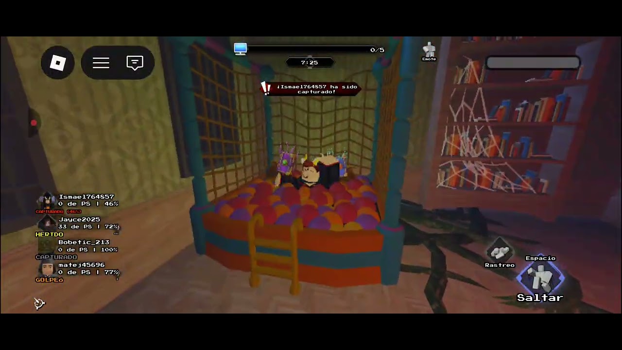 Jugando fnaf pero de Roblox ;p