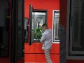 Minimalist window screens: hidden by the window, clean and breezy..