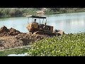 សកម្មភាព​ភាព​អាប៊ុល​រុញ​ដី​ និងឡានបែន​ដឹក​ដី​នៅផ្សាទំនើប​អុីអនlll