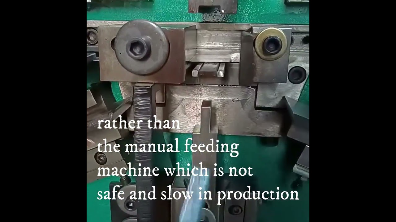 Seals  Clips Clamps for plastic PP strapping  are made by the automatic feeding machine safe & fast