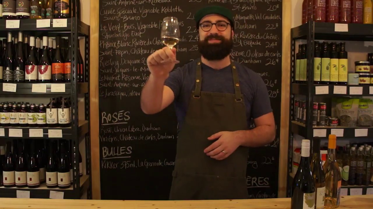 Le Frontenac Noir - Découvrons les Cépages Québécois