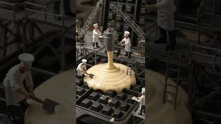 Tiny Bakers Create a MASSIVE Waffle! 🧇