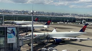 羽田空港第2、3ターミナル  Tokyo International Airport Terminal 2 and 3