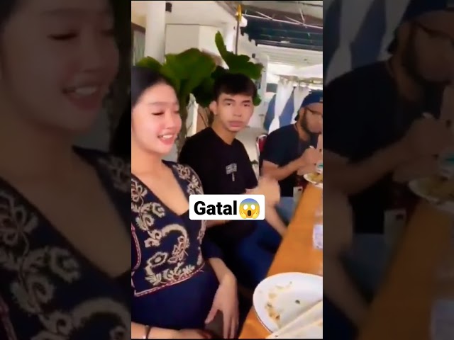 14 Detik Video Chandrika Chika Viral di Tiktok Jadi Sorotan, Ditonton hingga 8 Juta Kali. class=