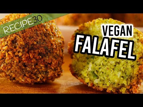 Tässä yksi versio falafeleista. Maustevariaatioita on varmasti yhtä monta kuin tekijöitäkin, mutta t. 