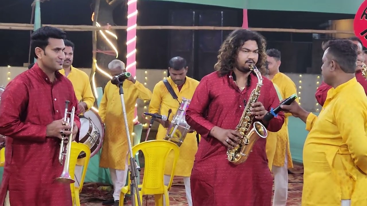 पश्चिमवारी टोल होली समिति भिरहा-रोसरा  विशाल बैंड की प्रस्तुति !! #Bihrha_Holi 