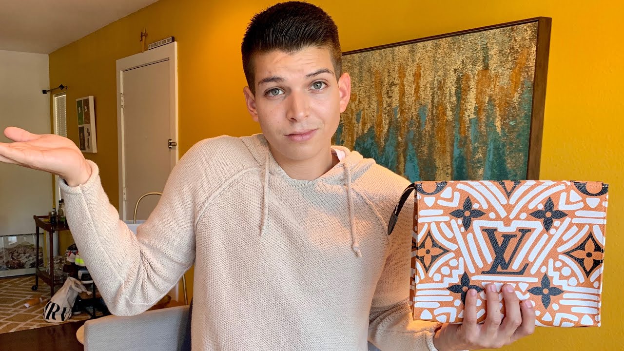 Louis Vuitton Crafty Review  Pochette Toilette 26 (Negative Review) 