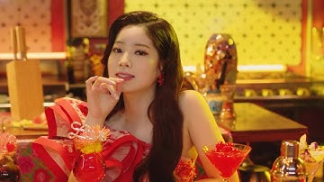 TWICE Dahyun singing "Alcohol dosuneun wanjeon 0.0%" for 10 MINUTES