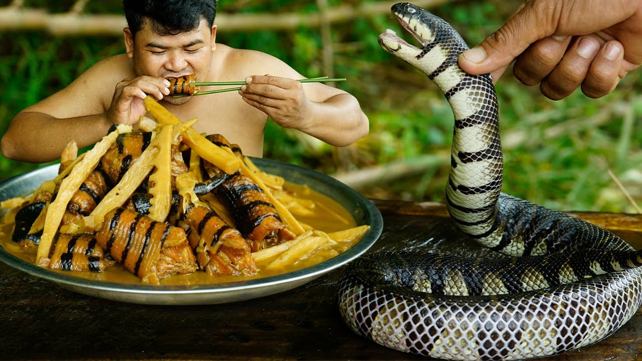 I Cooking Snake for food eating alone so delicious - Unseen cooking ...