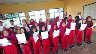 Tazkia Latihan Menyanyi Di Sekolah